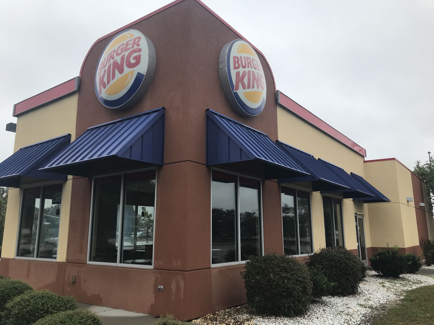 Burger King Tanger closed